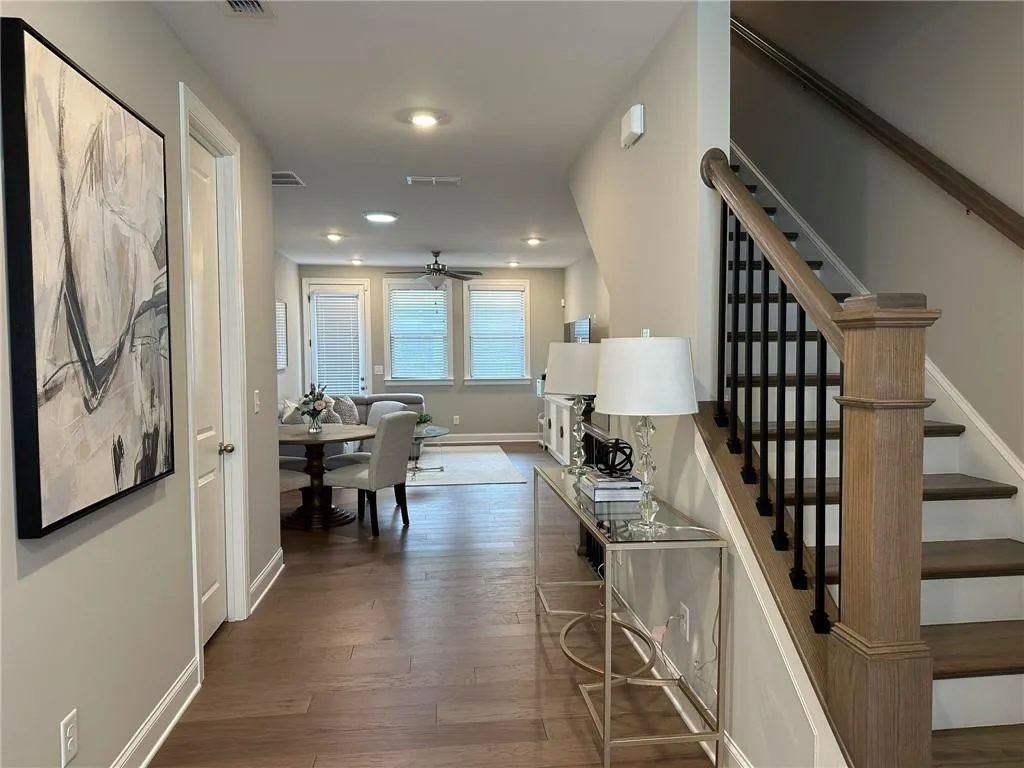 2676 Caruso Way, Atlanta, Georgia 30339, 3 Bedrooms Bedrooms, ,3 BathroomsBathrooms,Residential,For Sale,2676 Caruso Way,7641575