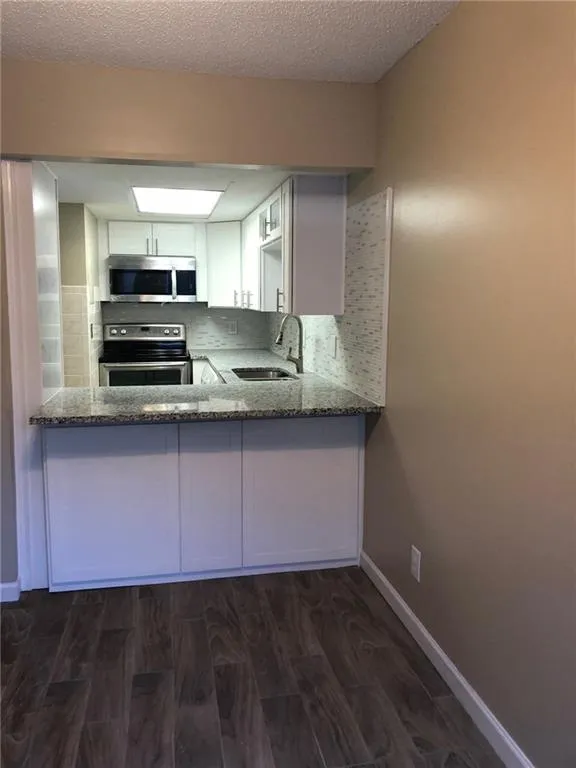 469 Northridge Crossing Drive, Sandy Springs, Georgia 30350, 2 Bedrooms Bedrooms, ,2 BathroomsBathrooms,Residential,Sold,469 Northridge Crossing Drive,6089703