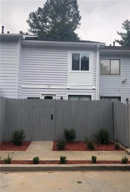 469 Northridge Crossing Drive, Sandy Springs, Georgia 30350, 2 Bedrooms Bedrooms, ,2 BathroomsBathrooms,Residential,Sold,469 Northridge Crossing Drive,6089703