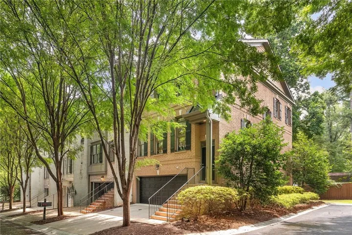 14 Oakhurst Common Drive, Decatur, Georgia 30030