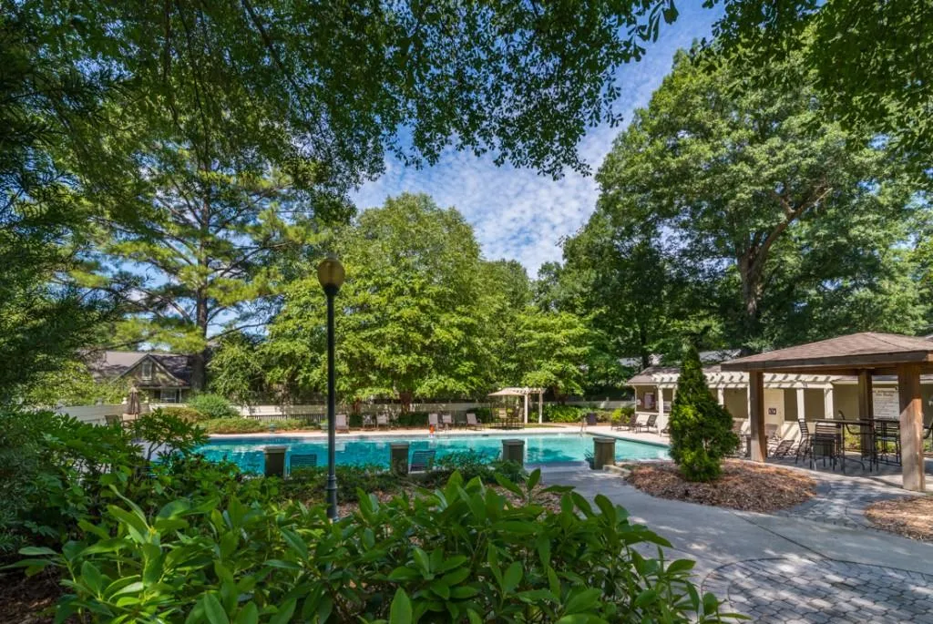 6900 Roswell Road Unit Q19, Sandy Springs, Georgia 30328, 2 Bedrooms Bedrooms, ,2 BathroomsBathrooms,Residential,Sold,6900 Roswell Road Unit Q19,5739364
