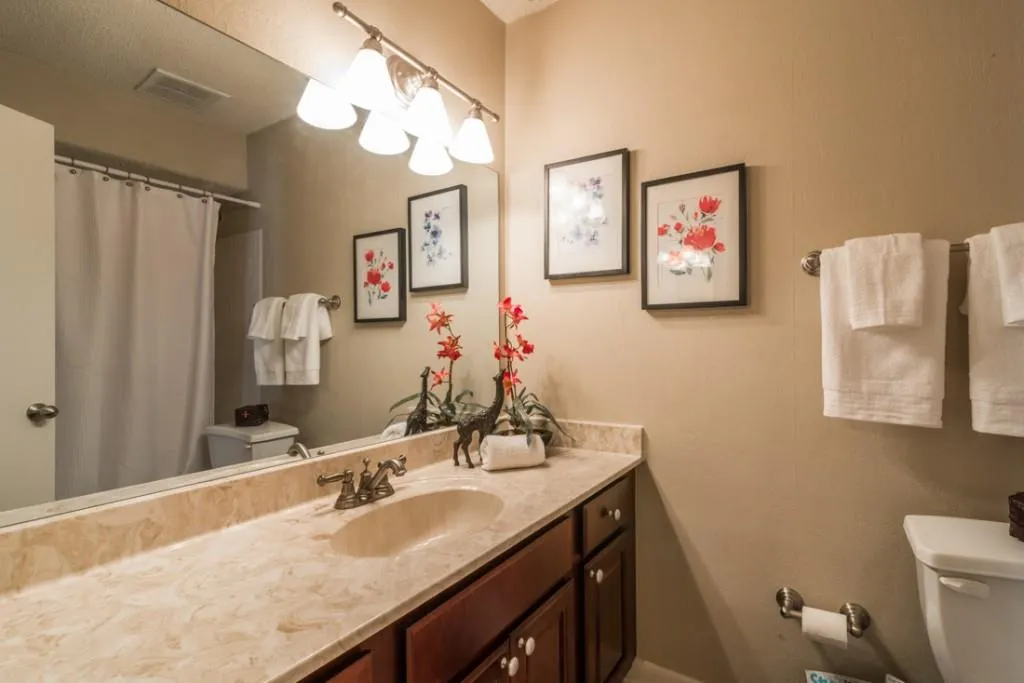 6900 Roswell Road Unit Q19, Sandy Springs, Georgia 30328, 2 Bedrooms Bedrooms, ,2 BathroomsBathrooms,Residential,Sold,6900 Roswell Road Unit Q19,5739364