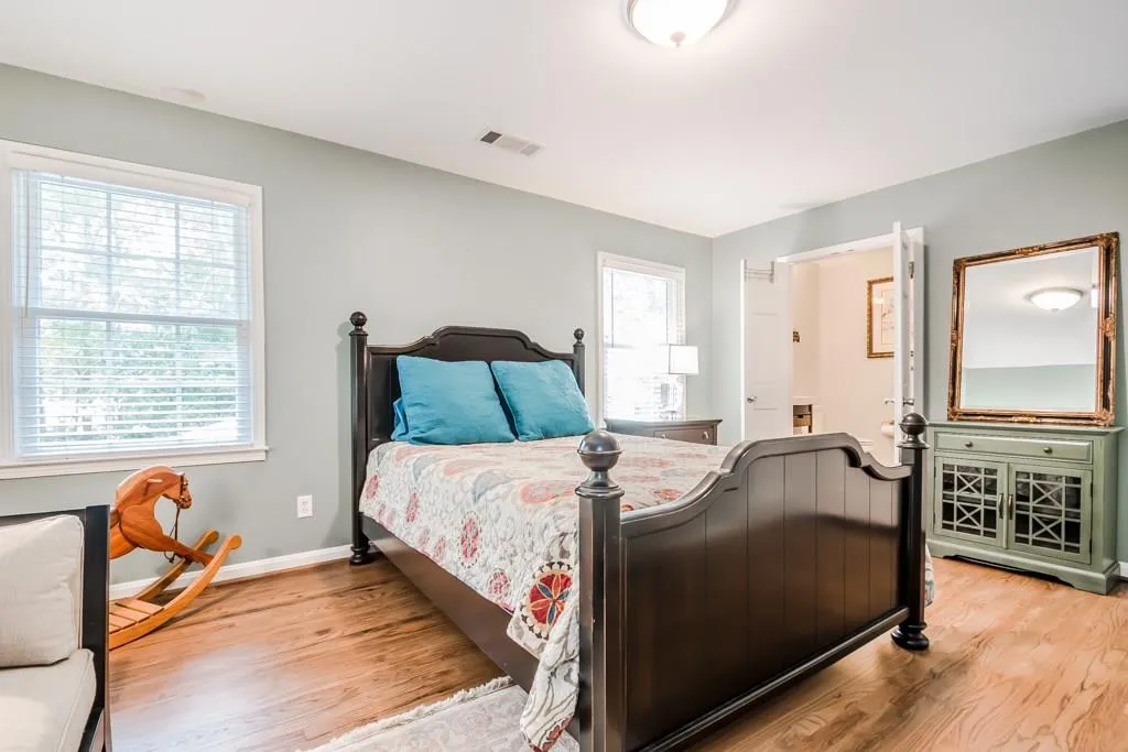 221 Hillswick Court, Atlanta, Georgia 30328, 4 Bedrooms Bedrooms, ,3 BathroomsBathrooms,Residential,Sold,221 Hillswick Court,5914256
