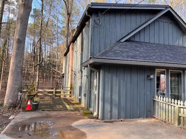 1100 Huntcliff, Sandy Springs, Georgia 30350, 5 Bedrooms Bedrooms, ,4 BathroomsBathrooms,Residential,Sold,1100 Huntcliff,7350493