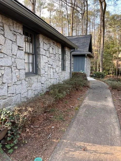 1100 Huntcliff, Sandy Springs, Georgia 30350, 5 Bedrooms Bedrooms, ,4 BathroomsBathrooms,Residential,Sold,1100 Huntcliff,7350493