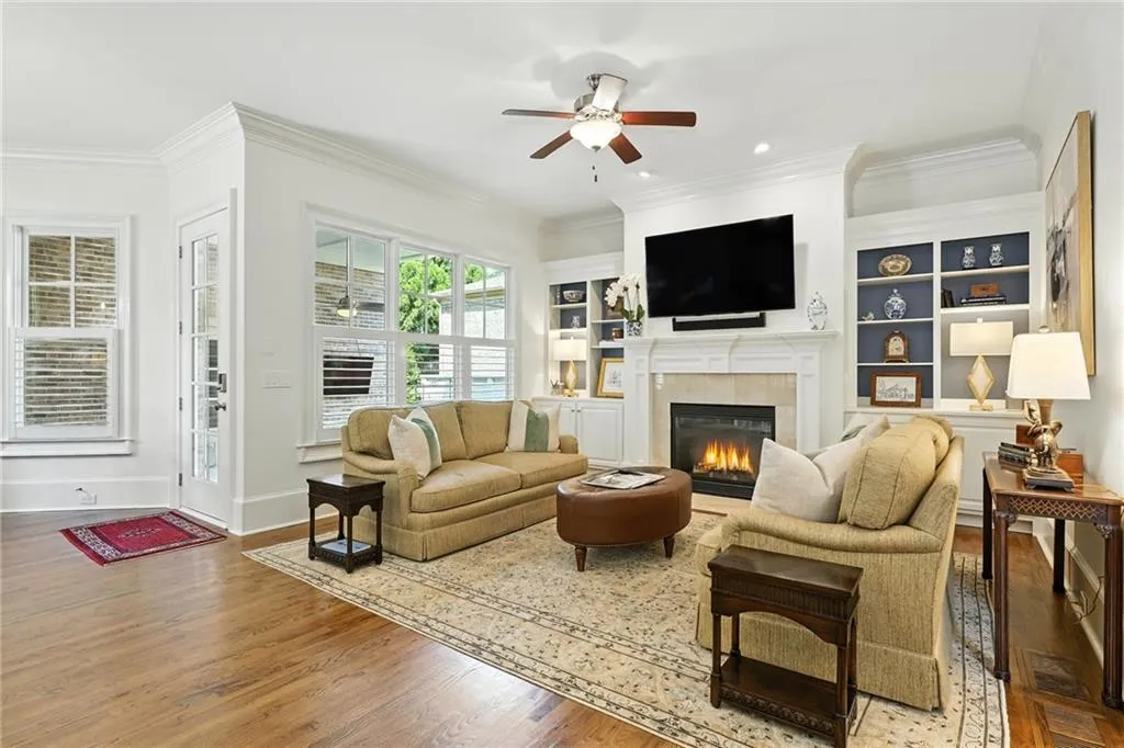 120 W Belle Isle Road, Atlanta, Georgia 30342, 5 Bedrooms Bedrooms, ,4 BathroomsBathrooms,Residential,For Sale,120 W Belle Isle Road,7634079