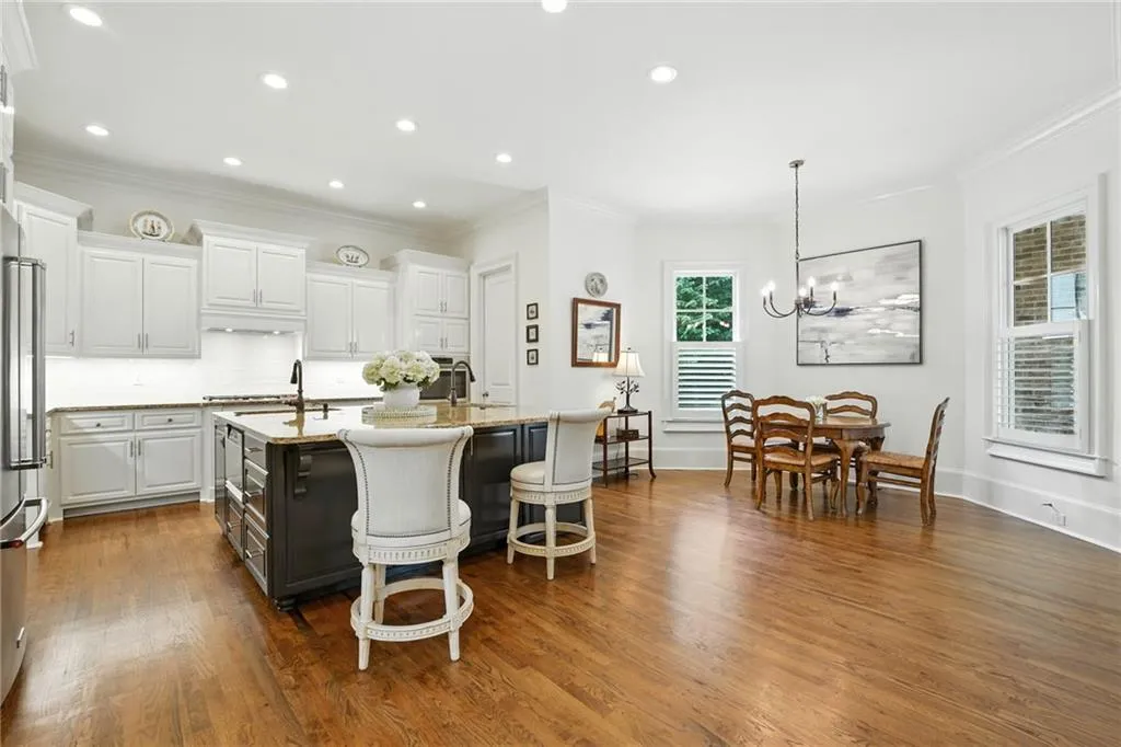 120 W Belle Isle Road, Atlanta, Georgia 30342, 5 Bedrooms Bedrooms, ,4 BathroomsBathrooms,Residential,For Sale,120 W Belle Isle Road,7634079