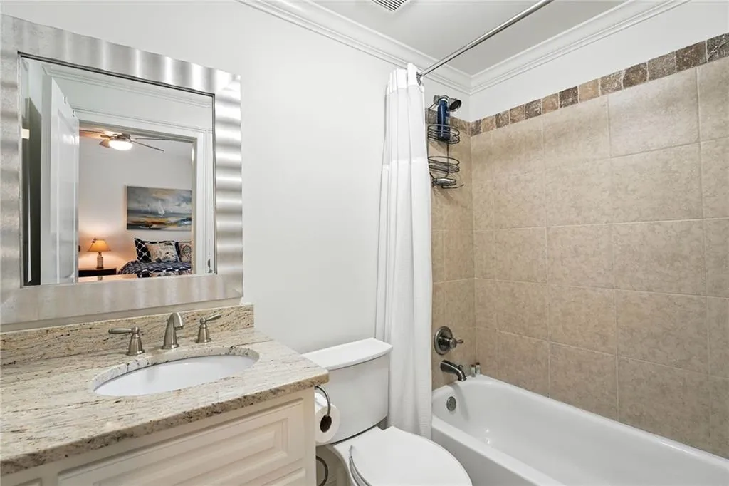 Ensuite bathroom