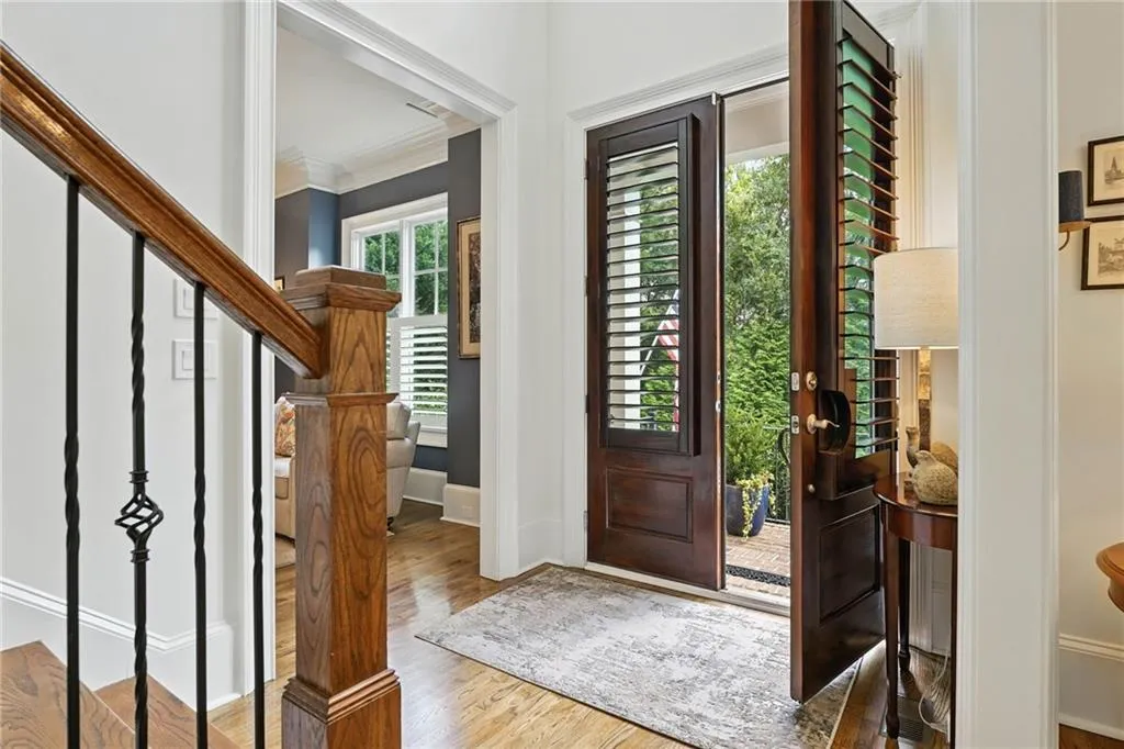 120 W Belle Isle Road, Atlanta, Georgia 30342, 5 Bedrooms Bedrooms, ,4 BathroomsBathrooms,Residential,For Sale,120 W Belle Isle Road,7634079