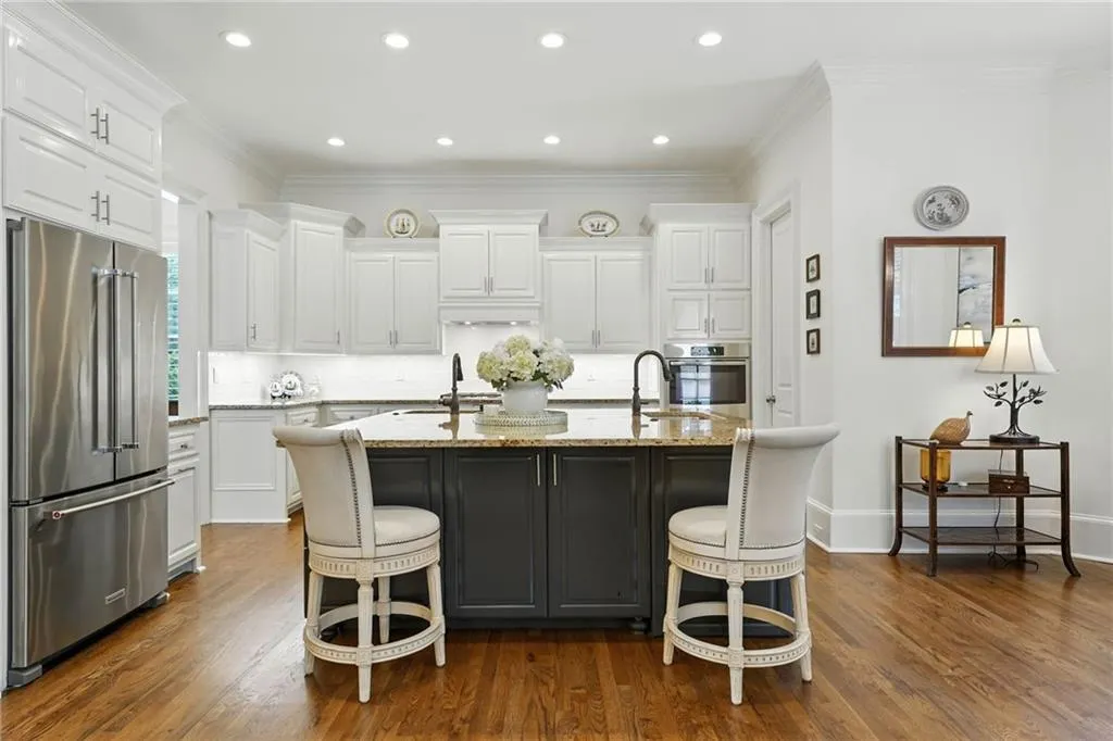 120 W Belle Isle Road, Atlanta, Georgia 30342, 5 Bedrooms Bedrooms, ,4 BathroomsBathrooms,Residential,For Sale,120 W Belle Isle Road,7634079