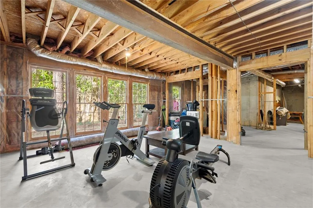 160 Wing Mill Road, Sandy Springs, Georgia 30350, 4 Bedrooms Bedrooms, ,3 BathroomsBathrooms,Residential,Sold,160 Wing Mill Road,7533446
