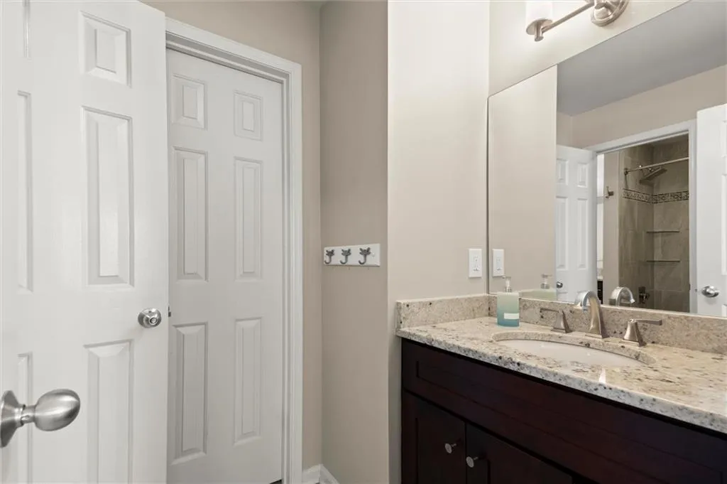 160 Wing Mill Road, Sandy Springs, Georgia 30350, 4 Bedrooms Bedrooms, ,3 BathroomsBathrooms,Residential,Sold,160 Wing Mill Road,7533446