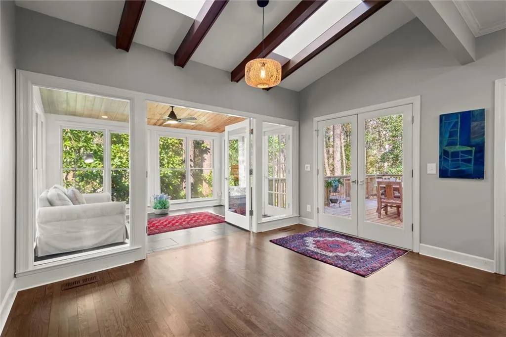 160 Wing Mill Road, Sandy Springs, Georgia 30350, 4 Bedrooms Bedrooms, ,3 BathroomsBathrooms,Residential,Sold,160 Wing Mill Road,7533446