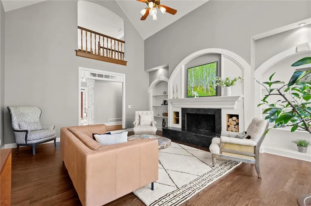 160 Wing Mill Road, Sandy Springs, Georgia 30350, 4 Bedrooms Bedrooms, ,3 BathroomsBathrooms,Residential,Sold,160 Wing Mill Road,7533446