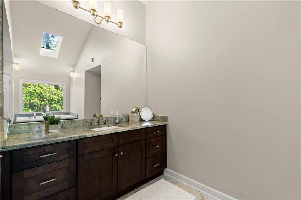 160 Wing Mill Road, Sandy Springs, Georgia 30350, 4 Bedrooms Bedrooms, ,3 BathroomsBathrooms,Residential,Sold,160 Wing Mill Road,7533446