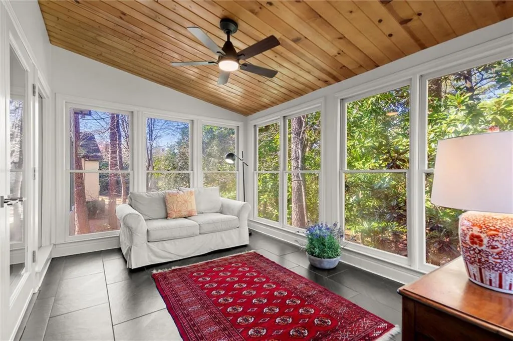 160 Wing Mill Road, Sandy Springs, Georgia 30350, 4 Bedrooms Bedrooms, ,3 BathroomsBathrooms,Residential,Sold,160 Wing Mill Road,7533446