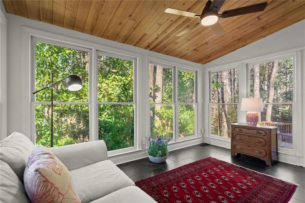 160 Wing Mill Road, Sandy Springs, Georgia 30350, 4 Bedrooms Bedrooms, ,3 BathroomsBathrooms,Residential,Sold,160 Wing Mill Road,7533446