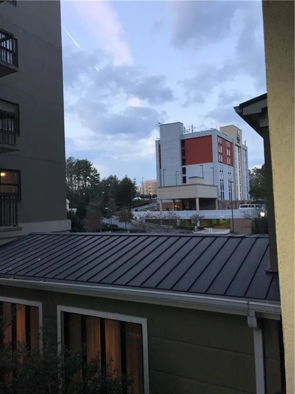 799 Hammond Drive Unit 105, Atlanta, Georgia 30328, 1 Bedroom Bedrooms, ,1 BathroomBathrooms,Residential,Sold,799 Hammond Drive Unit 105,6578007