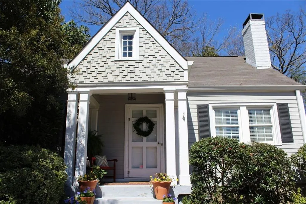 230 Lindbergh Drive Ne, Atlanta, Georgia 30305, 4 Bedrooms Bedrooms, ,3 BathroomsBathrooms,Residential,Sold,230 Lindbergh Drive Ne,5821269 230 Lindbergh Drive Ne, Atlanta, Georgia 30305, 4 Bedrooms Bedrooms, ,3 BathroomsBathrooms,Residential,Sold,230 Lindbergh Drive Ne,5821269