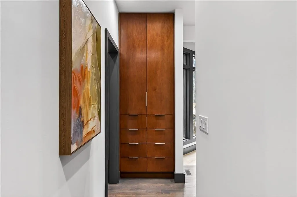 5775 Winterthur Lane Nw, Sandy Springs, Georgia 30328, 3 Bedrooms Bedrooms, ,3 BathroomsBathrooms,Residential,For Sale,5775 Winterthur Lane Nw,7720065