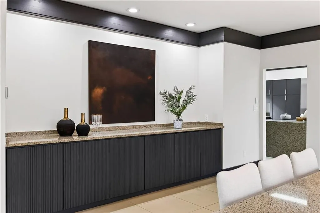 5775 Winterthur Lane Nw, Sandy Springs, Georgia 30328, 3 Bedrooms Bedrooms, ,3 BathroomsBathrooms,Residential,For Sale,5775 Winterthur Lane Nw,7720065