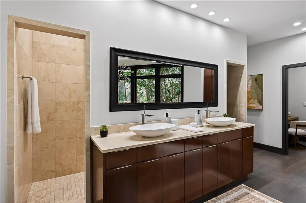 5775 Winterthur Lane Nw, Sandy Springs, Georgia 30328, 4 Bedrooms Bedrooms, ,4 BathroomsBathrooms,Residential,For Sale,5775 Winterthur Lane Nw,7720065