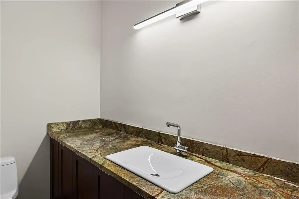 5775 Winterthur Lane Nw, Sandy Springs, Georgia 30328, 3 Bedrooms Bedrooms, ,3 BathroomsBathrooms,Residential,For Sale,5775 Winterthur Lane Nw,7720065