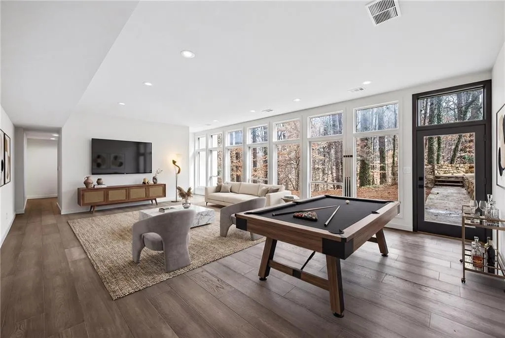 5775 Winterthur Lane Nw, Sandy Springs, Georgia 30328, 3 Bedrooms Bedrooms, ,3 BathroomsBathrooms,Residential,For Sale,5775 Winterthur Lane Nw,7720065