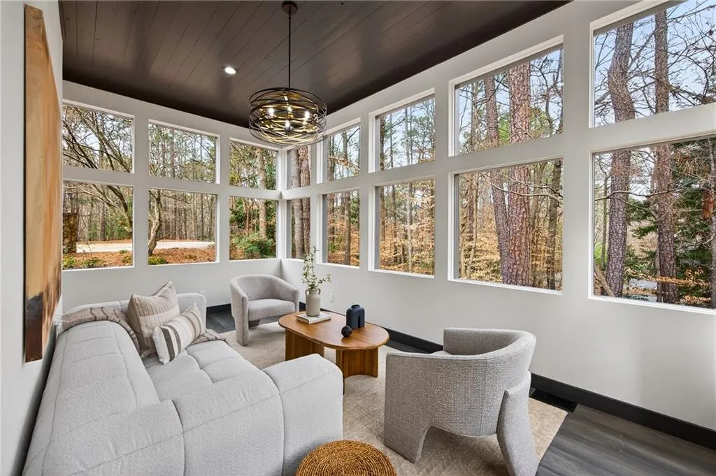 5775 Winterthur Lane Nw, Sandy Springs, Georgia 30328, 3 Bedrooms Bedrooms, ,3 BathroomsBathrooms,Residential,For Sale,5775 Winterthur Lane Nw,7720065