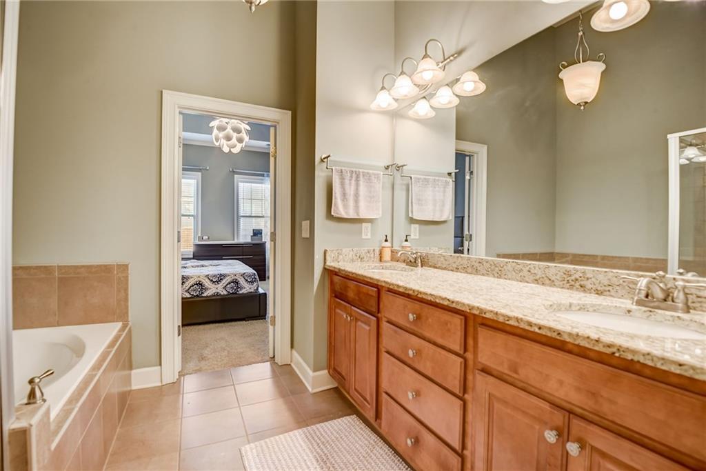 919 Telfair Close Unit 22, Atlanta, Georgia 30350, 3 Bedrooms Bedrooms, ,3 BathroomsBathrooms,Residential,Sold,919 Telfair Close Unit 22,7275190