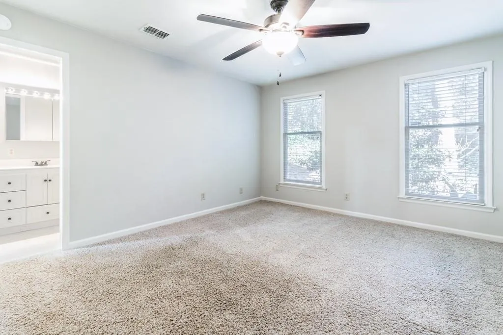 103 Garden Court, Atlanta, Georgia 30328, 3 Bedrooms Bedrooms, ,2 BathroomsBathrooms,Residential,Sold,103 Garden Court,6505982