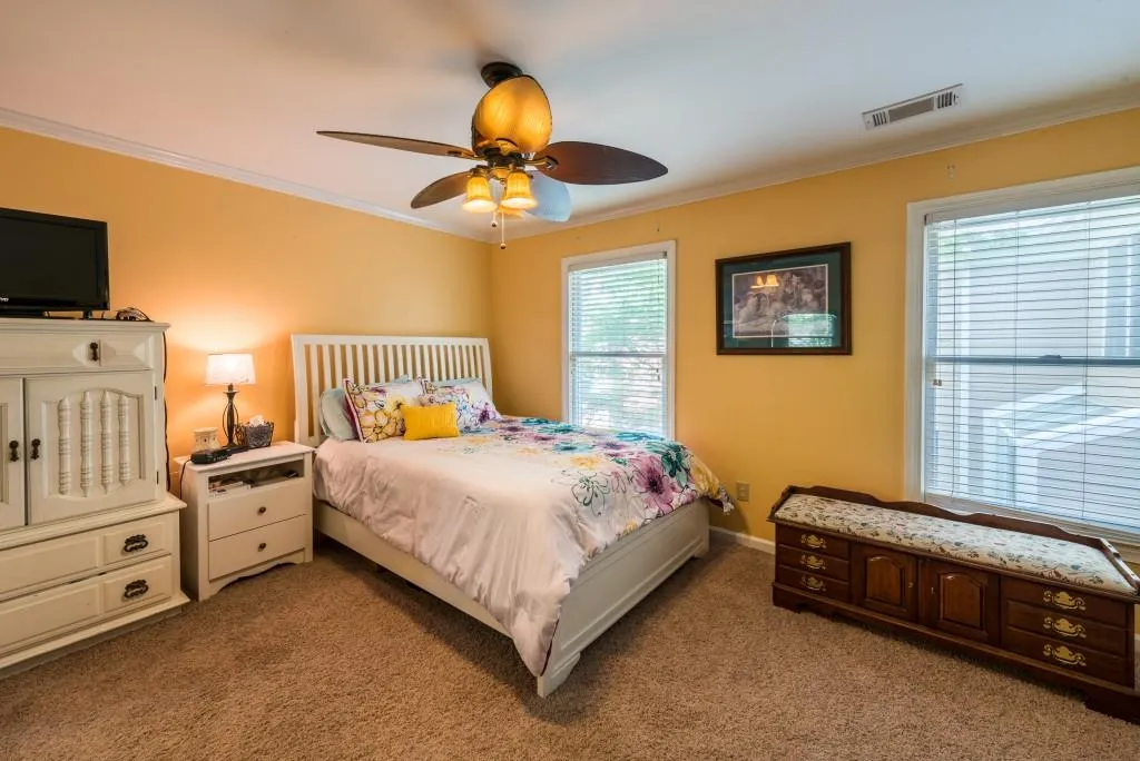 7500 Roswell Road Unit 21, Atlanta, Georgia 30350, 2 Bedrooms Bedrooms, ,2 BathroomsBathrooms,Residential,Sold,7500 Roswell Road Unit 21,5838920