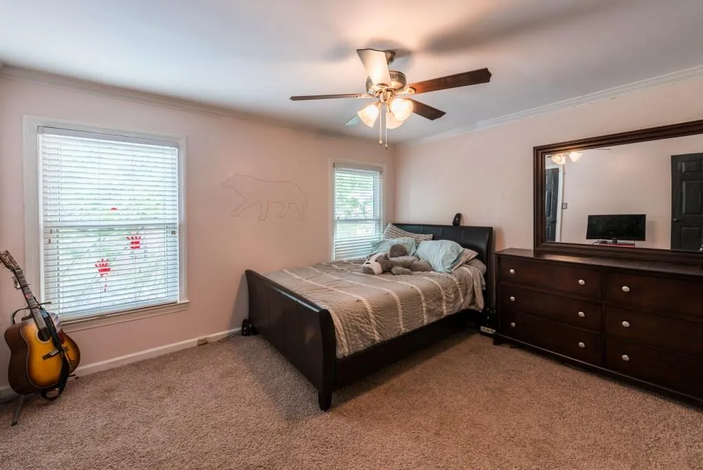 7500 Roswell Road Unit 21, Atlanta, Georgia 30350, 2 Bedrooms Bedrooms, ,2 BathroomsBathrooms,Residential,Sold,7500 Roswell Road Unit 21,5838920