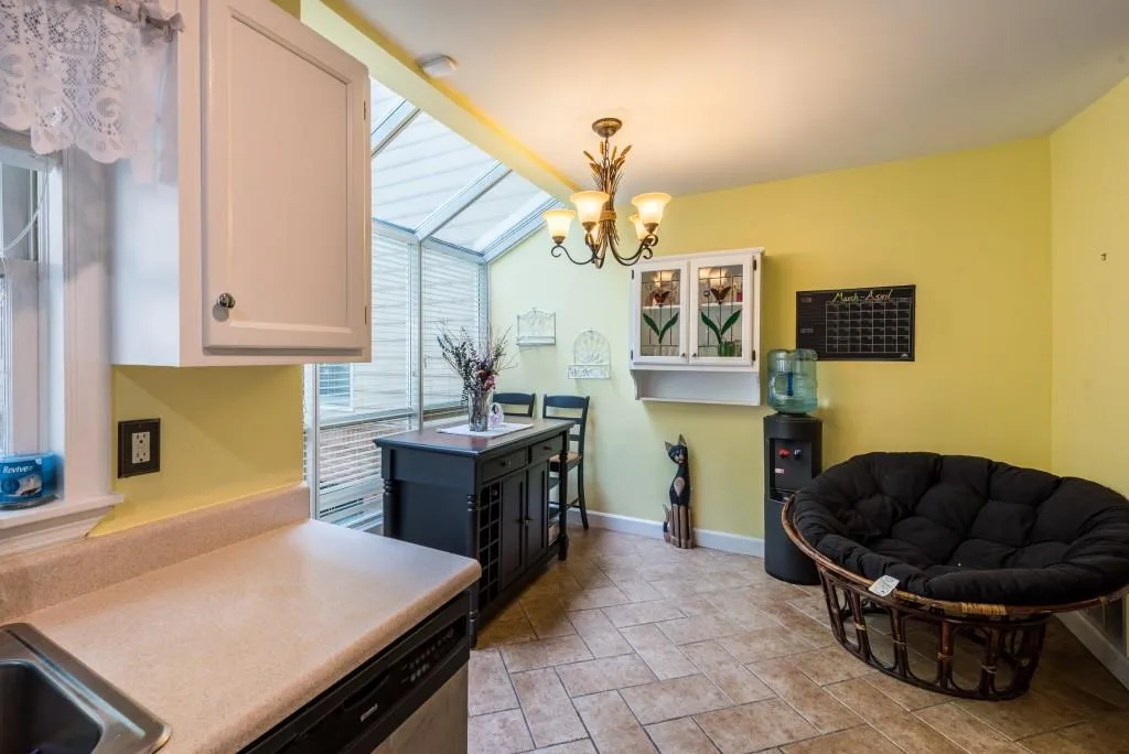 7500 Roswell Road Unit 21, Atlanta, Georgia 30350, 2 Bedrooms Bedrooms, ,2 BathroomsBathrooms,Residential,Sold,7500 Roswell Road Unit 21,5838920