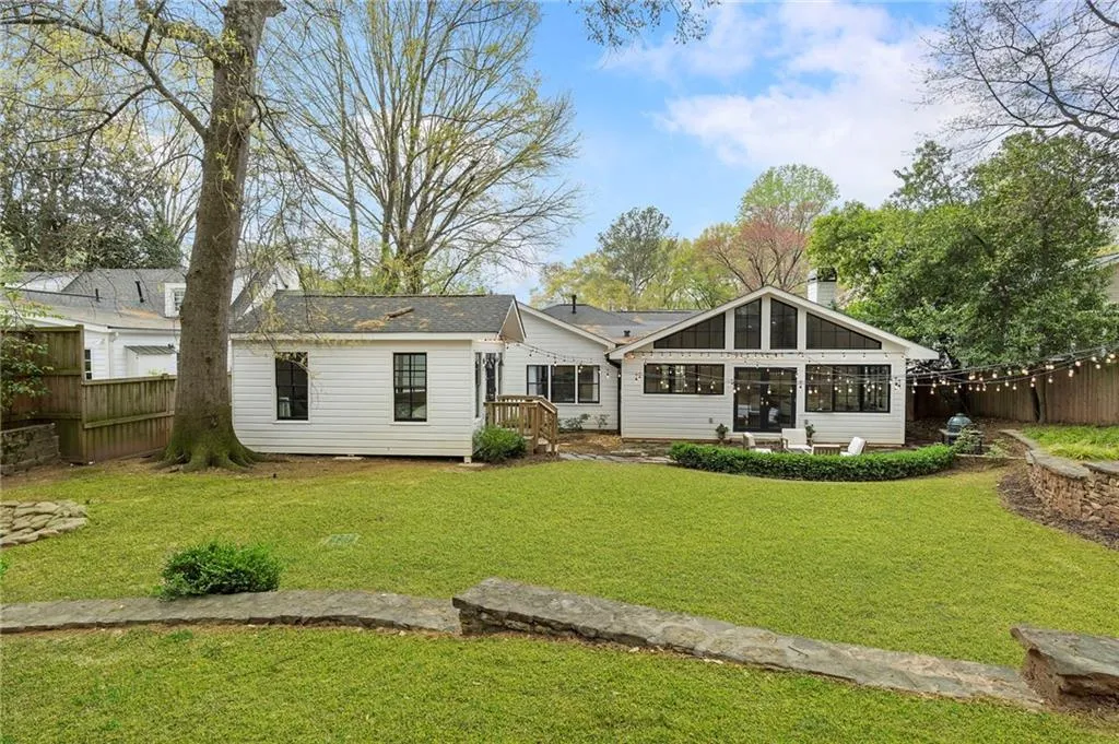 951 Northcliffe Drive Nw, Atlanta, Georgia 30318, 4 Bedrooms Bedrooms, 0 ,3 BathroomsBathrooms,Residential,For Sale,951 Northcliffe Drive Nw,7749121