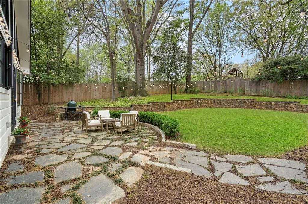 951 Northcliffe Drive Nw, Atlanta, Georgia 30318, 4 Bedrooms Bedrooms, 0 ,3 BathroomsBathrooms,Residential,For Sale,951 Northcliffe Drive Nw,7749121