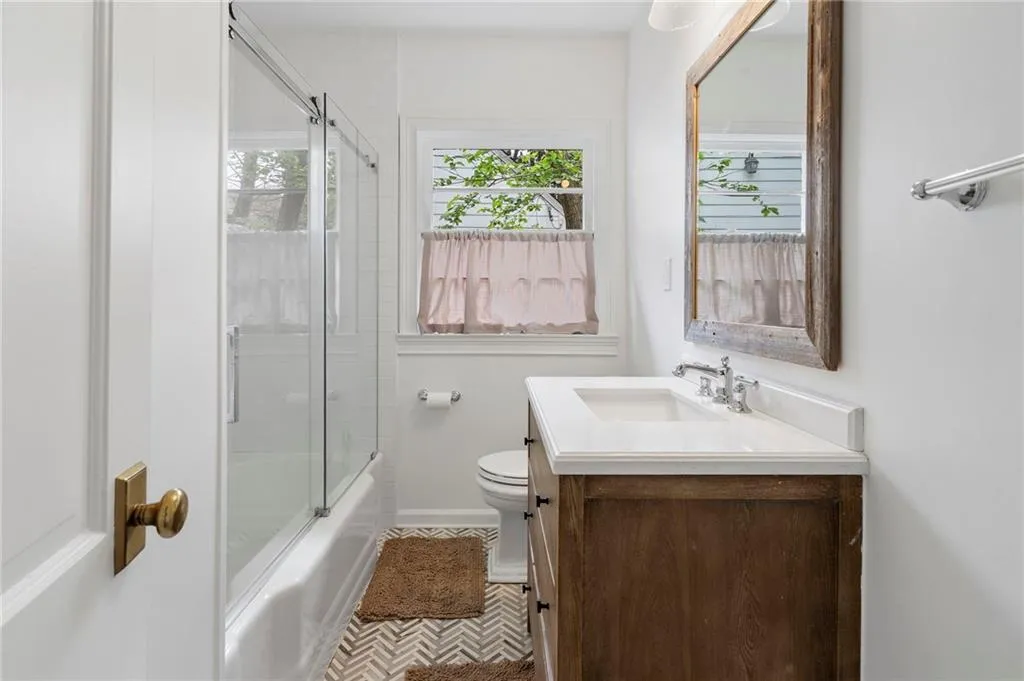 951 Northcliffe Drive Nw, Atlanta, Georgia 30318, 4 Bedrooms Bedrooms, 0 ,3 BathroomsBathrooms,Residential,For Sale,951 Northcliffe Drive Nw,7749121