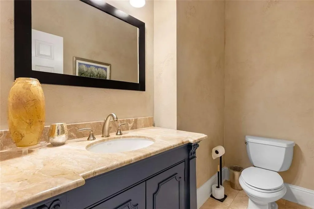 100 Dunwoody Creek Court, Sandy Springs, Georgia 30350, 5 Bedrooms Bedrooms, ,7 BathroomsBathrooms,Residential,Sold,100 Dunwoody Creek Court,7438880