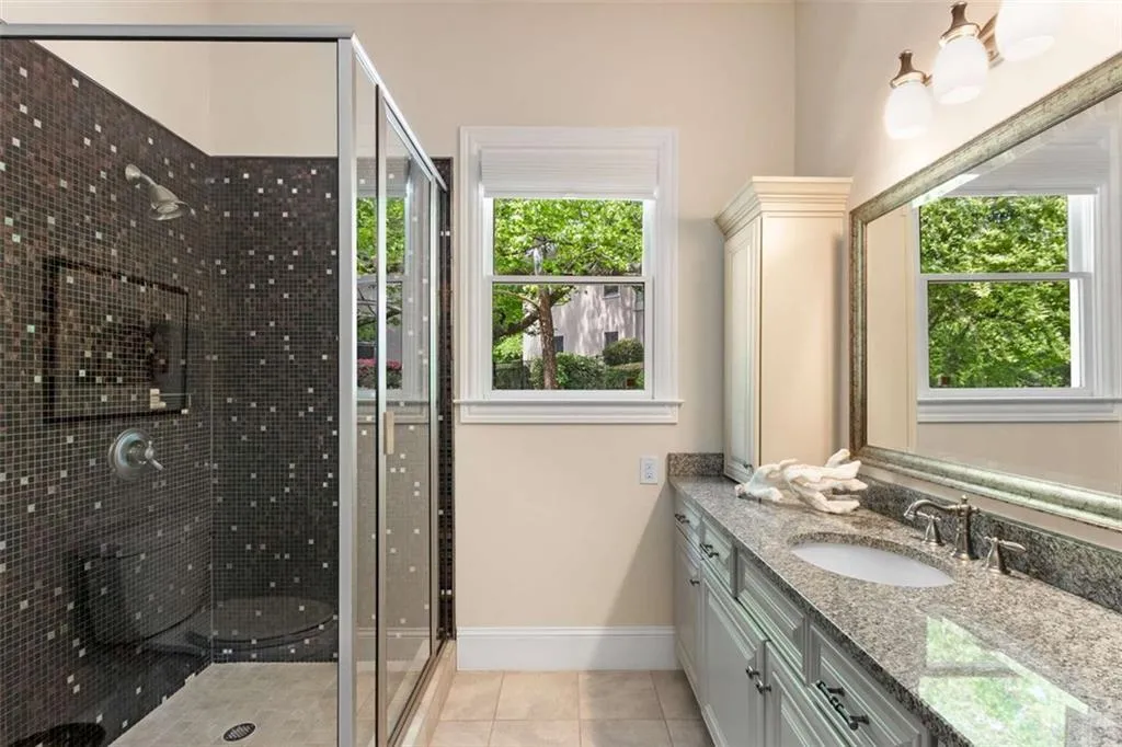 100 Dunwoody Creek Court, Sandy Springs, Georgia 30350, 5 Bedrooms Bedrooms, ,7 BathroomsBathrooms,Residential,Sold,100 Dunwoody Creek Court,7438880