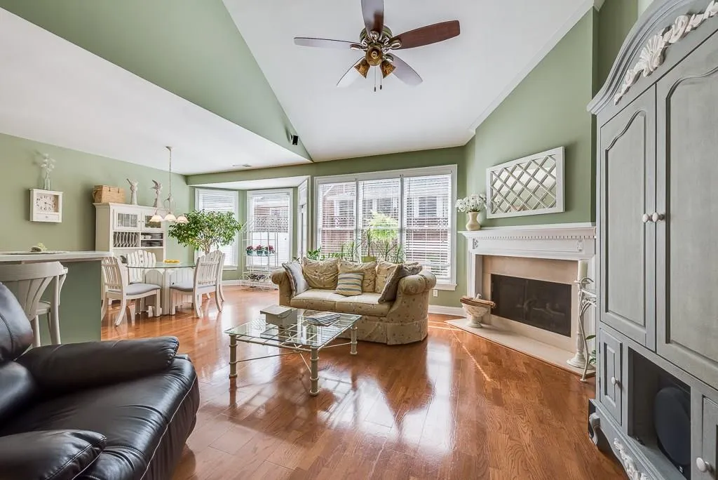 6325 Glen Oaks Lane, Sandy Springs, Georgia 30328, 4 Bedrooms Bedrooms, ,3 BathroomsBathrooms,Residential,Sold,6325 Glen Oaks Lane,5657429
