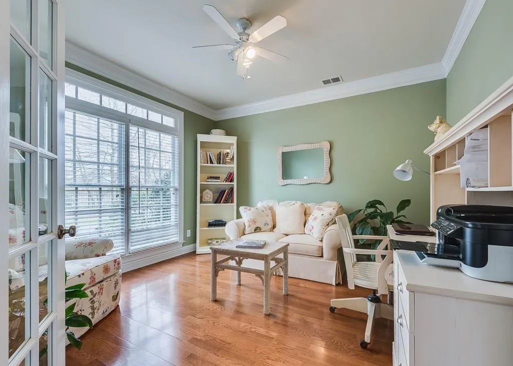 6325 Glen Oaks Lane, Sandy Springs, Georgia 30328, 4 Bedrooms Bedrooms, ,3 BathroomsBathrooms,Residential,Sold,6325 Glen Oaks Lane,5657429