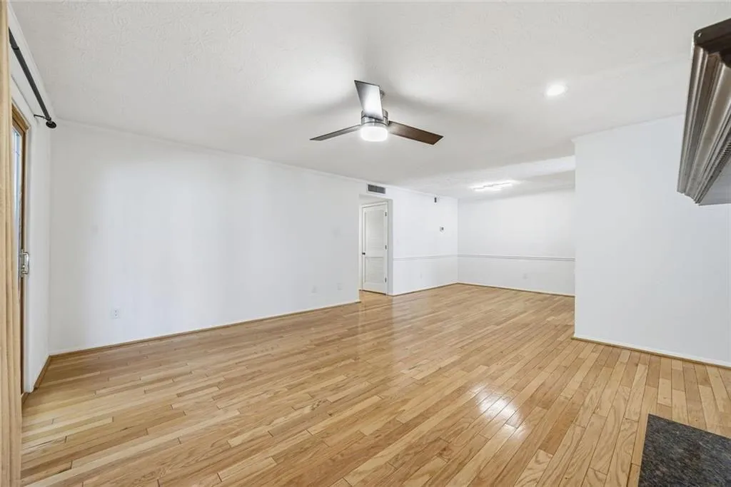 1104 Woodcliff Drive, Atlanta, Georgia 30350, 2 Bedrooms Bedrooms, ,2 BathroomsBathrooms,Residential,For Sale,1104 Woodcliff Drive,7760304