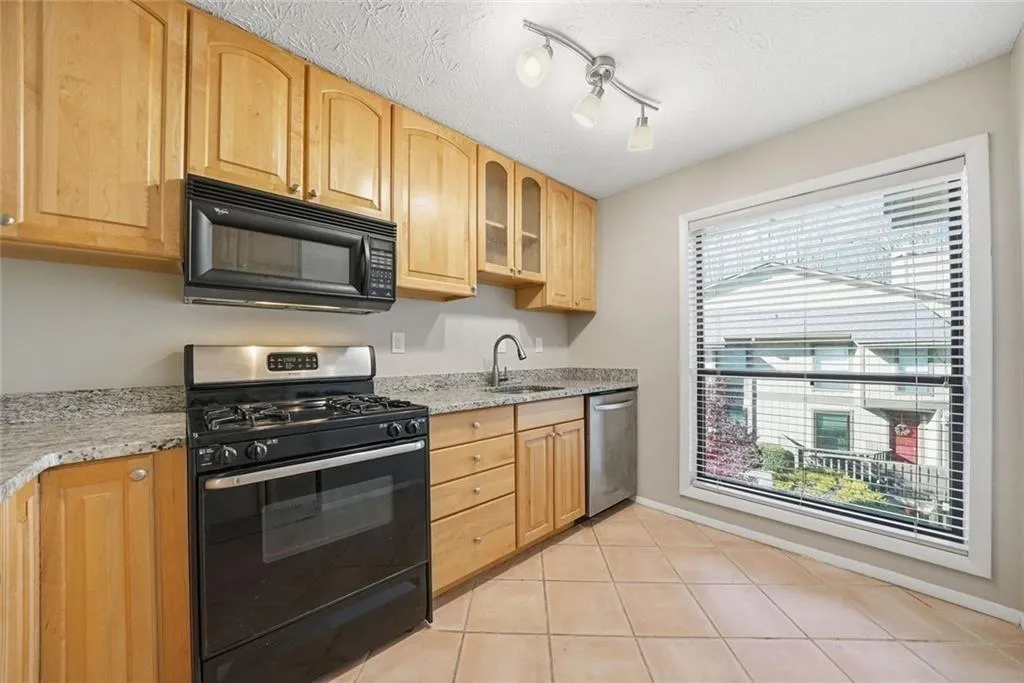 1104 Woodcliff Drive, Atlanta, Georgia 30350, 2 Bedrooms Bedrooms, ,2 BathroomsBathrooms,Residential,For Sale,1104 Woodcliff Drive,7760304