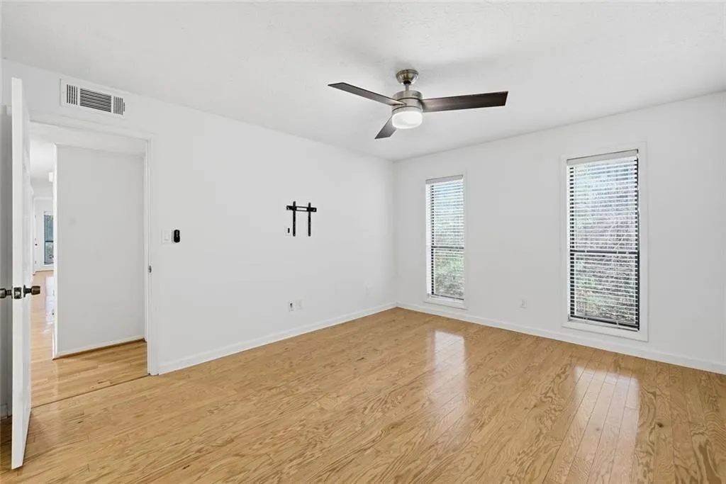 1104 Woodcliff Drive, Atlanta, Georgia 30350, 2 Bedrooms Bedrooms, ,2 BathroomsBathrooms,Residential,Sold,1104 Woodcliff Drive,7760304
