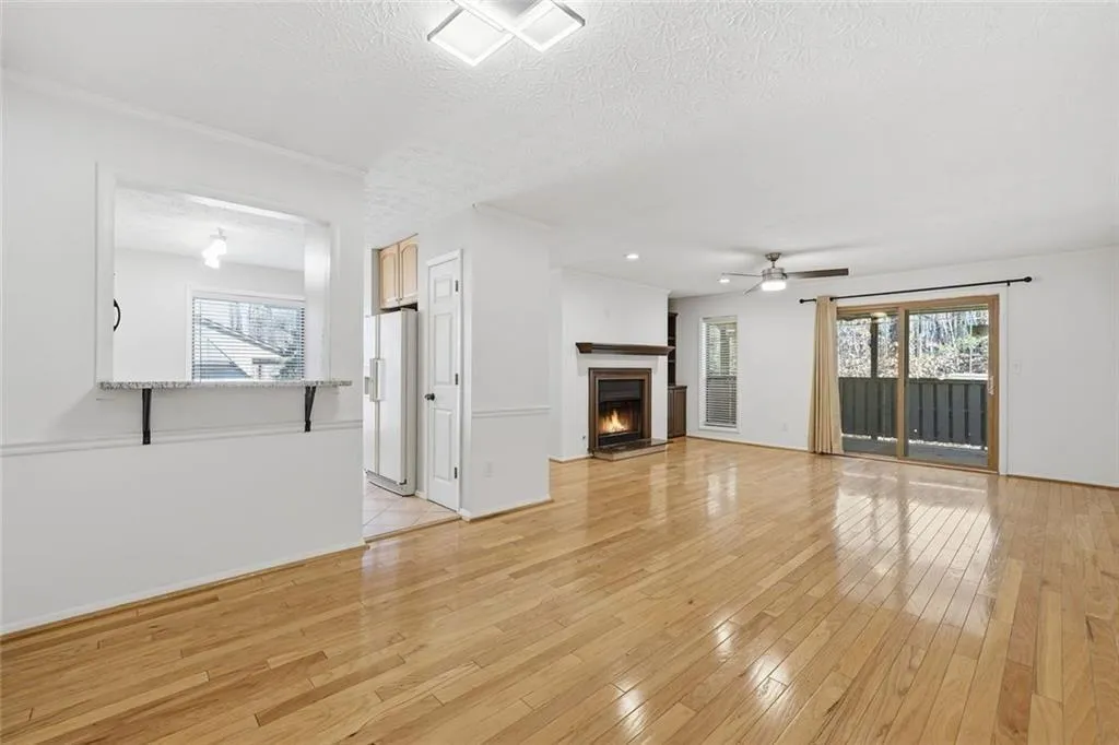 1104 Woodcliff Drive, Atlanta, Georgia 30350, 2 Bedrooms Bedrooms, ,2 BathroomsBathrooms,Residential,Sold,1104 Woodcliff Drive,7760304