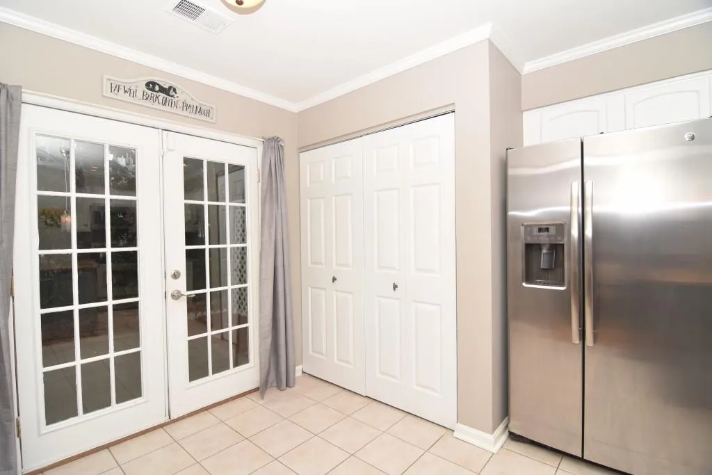 233 Peachtree Hollow Court Unit 233, Sandy Springs, Georgia 30328, 3 Bedrooms Bedrooms, ,2 BathroomsBathrooms,Residential,Sold,233 Peachtree Hollow Court Unit 233,5950810