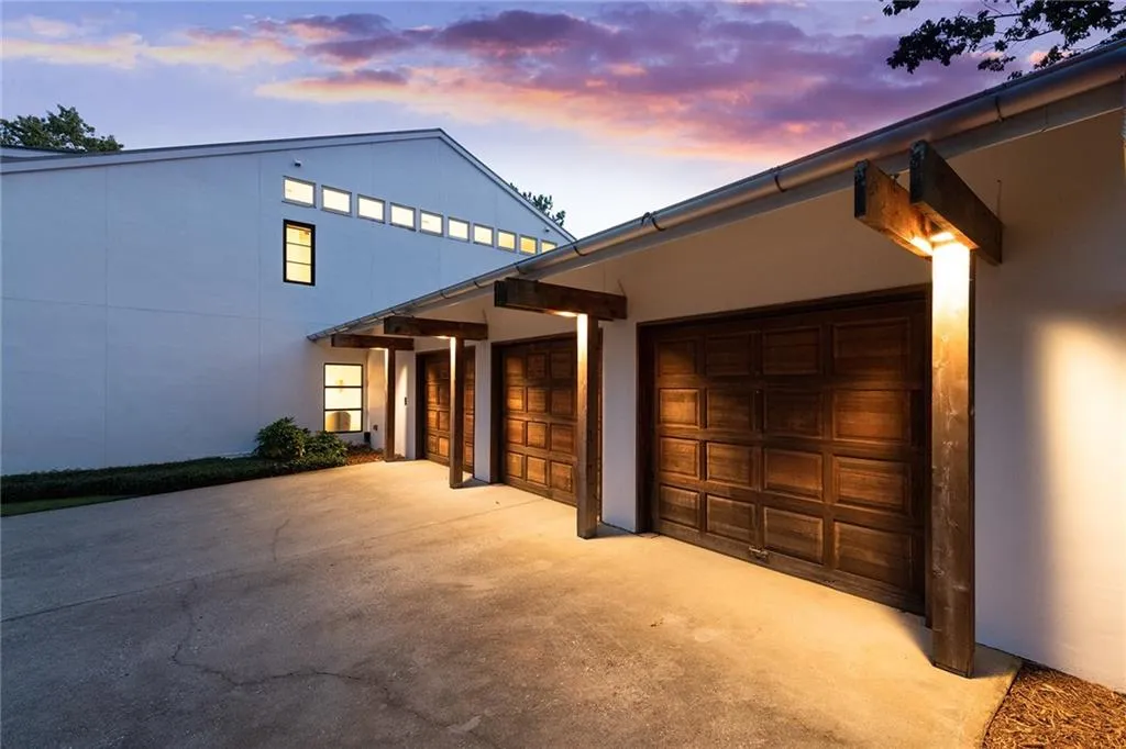 355 Glen Lake Drive, Sandy Springs, Georgia 30327, 4 Bedrooms Bedrooms, ,4 BathroomsBathrooms,Residential,Sold,355 Glen Lake Drive,7235151 355 Glen Lake Drive, Sandy Springs, Georgia 30327, 4 Bedrooms Bedrooms, ,4 BathroomsBathrooms,Residential,Sold,355 Glen Lake Drive,7235151