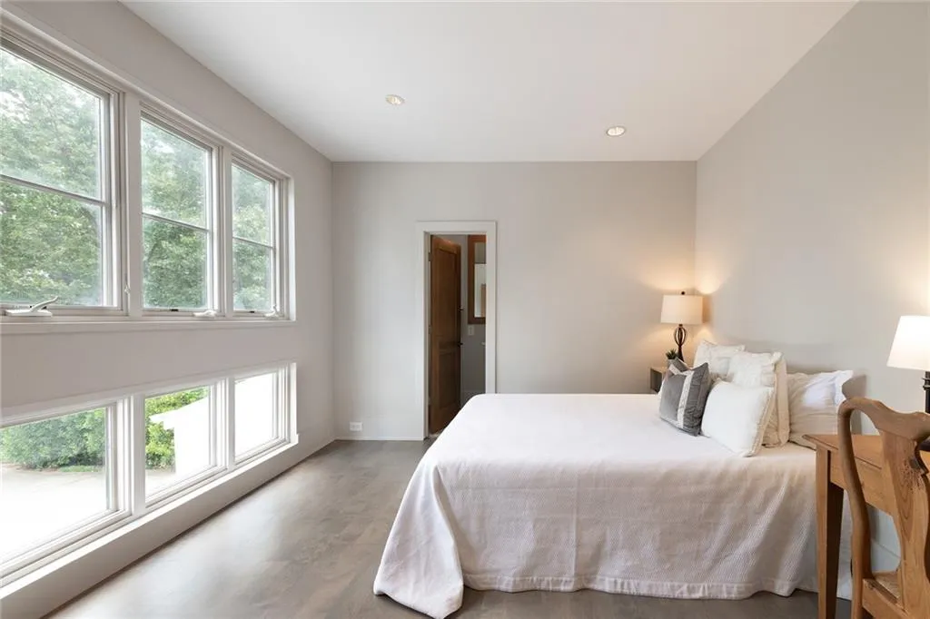 355 Glen Lake Drive, Sandy Springs, Georgia 30327, 4 Bedrooms Bedrooms, ,4 BathroomsBathrooms,Residential,Sold,355 Glen Lake Drive,7235151 355 Glen Lake Drive, Sandy Springs, Georgia 30327, 4 Bedrooms Bedrooms, ,4 BathroomsBathrooms,Residential,Sold,355 Glen Lake Drive,7235151