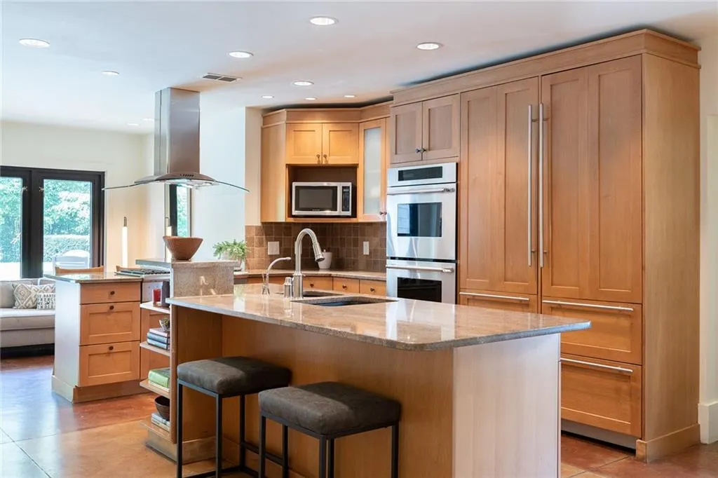 355 Glen Lake Drive, Sandy Springs, Georgia 30327, 4 Bedrooms Bedrooms, ,4 BathroomsBathrooms,Residential,Sold,355 Glen Lake Drive,7235151 355 Glen Lake Drive, Sandy Springs, Georgia 30327, 4 Bedrooms Bedrooms, ,4 BathroomsBathrooms,Residential,Sold,355 Glen Lake Drive,7235151