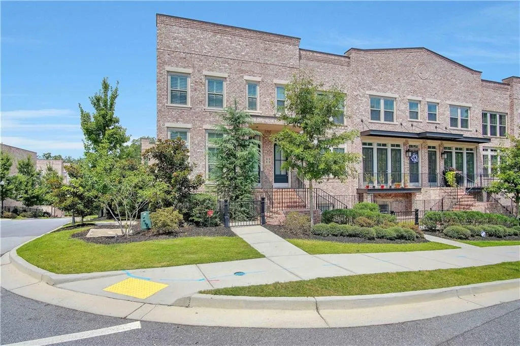 51 Weston Drive, Atlanta, Georgia 30328, 3 Bedrooms Bedrooms, ,3 BathroomsBathrooms,Residential,Sold,51 Weston Drive,6769772